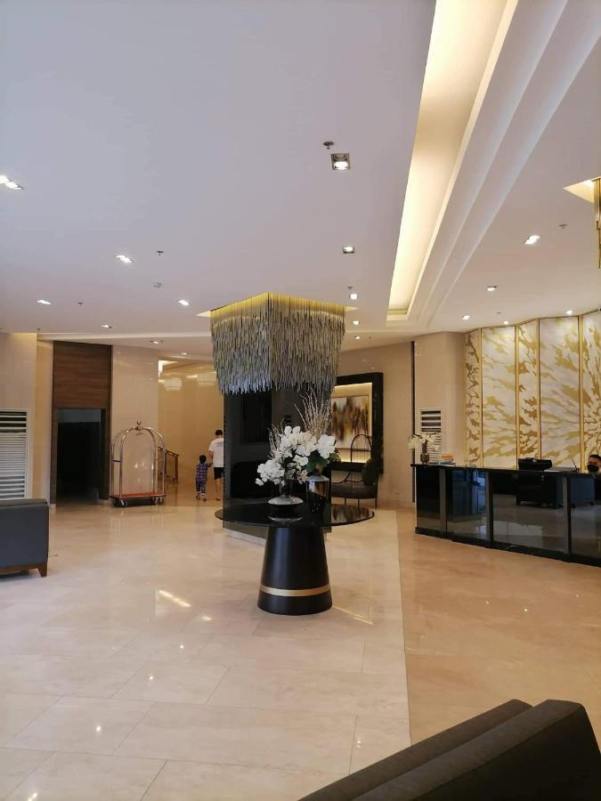 Smdc Fame Residences Manila Exterior photo